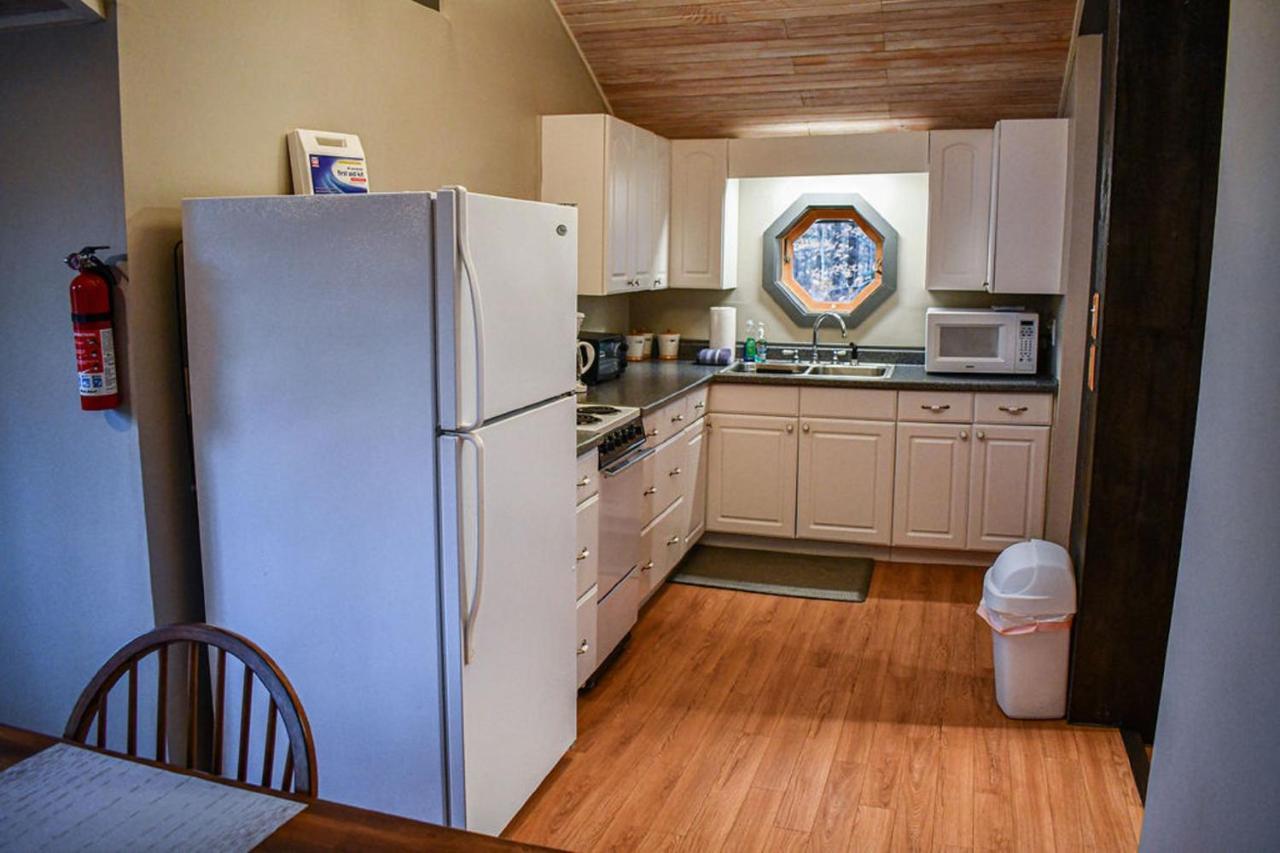 Brook Road Cabin Goshen المظهر الخارجي الصورة