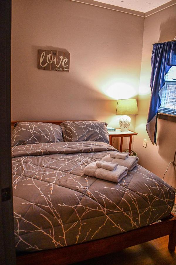Brook Road Cabin Goshen المظهر الخارجي الصورة